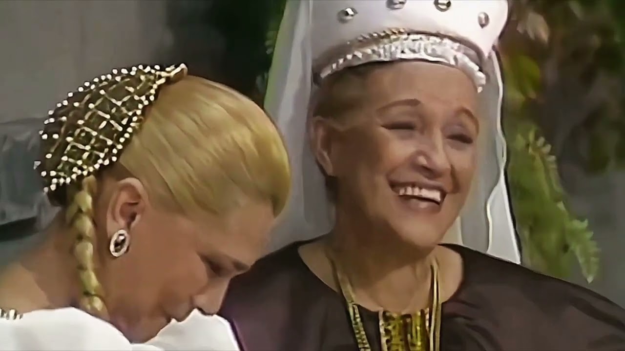 Nair Bello foi cotada para viver Dona Armênia em Rainha da Sucata, de 1990, mas não pôde aceitar na época (Créditos: Reprodução)