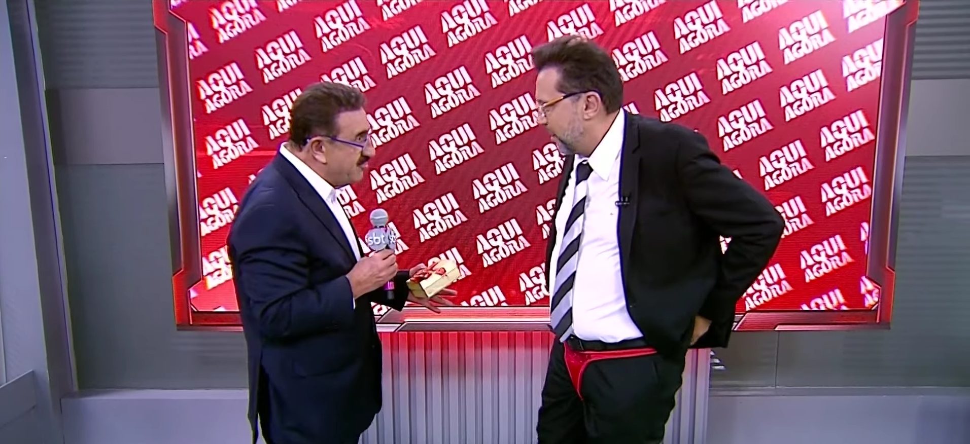 geraldo luís ratinho calcinha aqui agora sbt