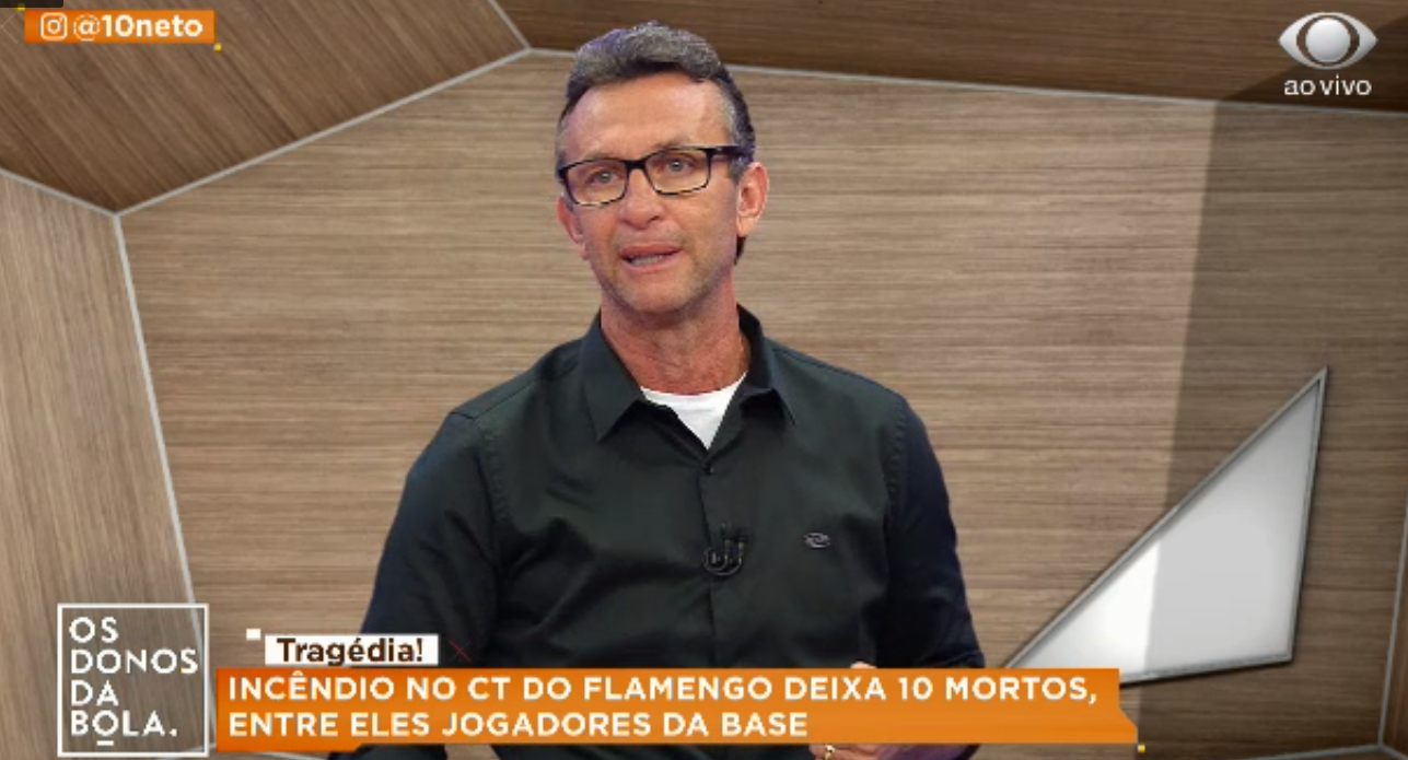 Com tragédia no centro de treinamento do Flamengo, Craque Neto chora ao vivo em "Os Donos da Bola" (Reprodução)
