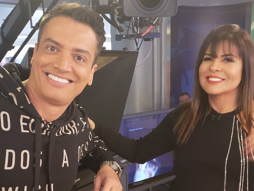 Mara Maravilha e Leo Dias juntos nos bastidores do Fofocalizando (Foto: Reprodução/Instagram)