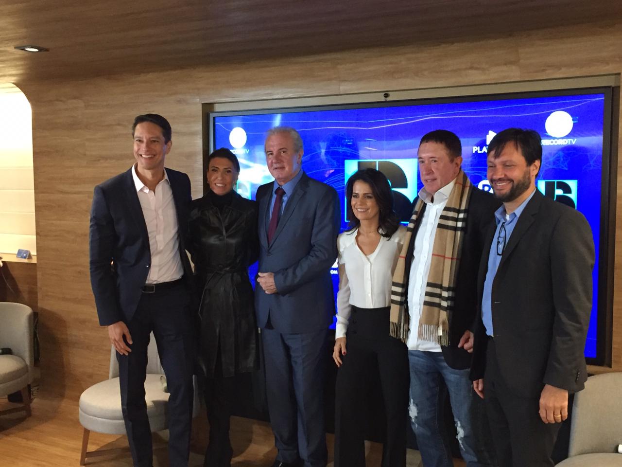 Sergio Aguiar, Janine Borba, Celso Freitas e Adriana Araújo são os apresentadores do Jornal da Record, em nova fase na emissora paulista. (Foto: OCanal)