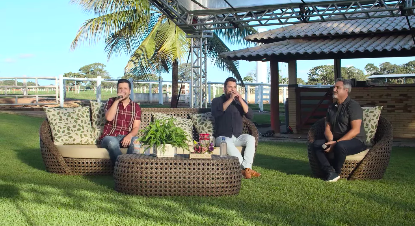 A dupla Cleber e Cauan em participação inédita no Programa Odair (Foto: Divulgação)