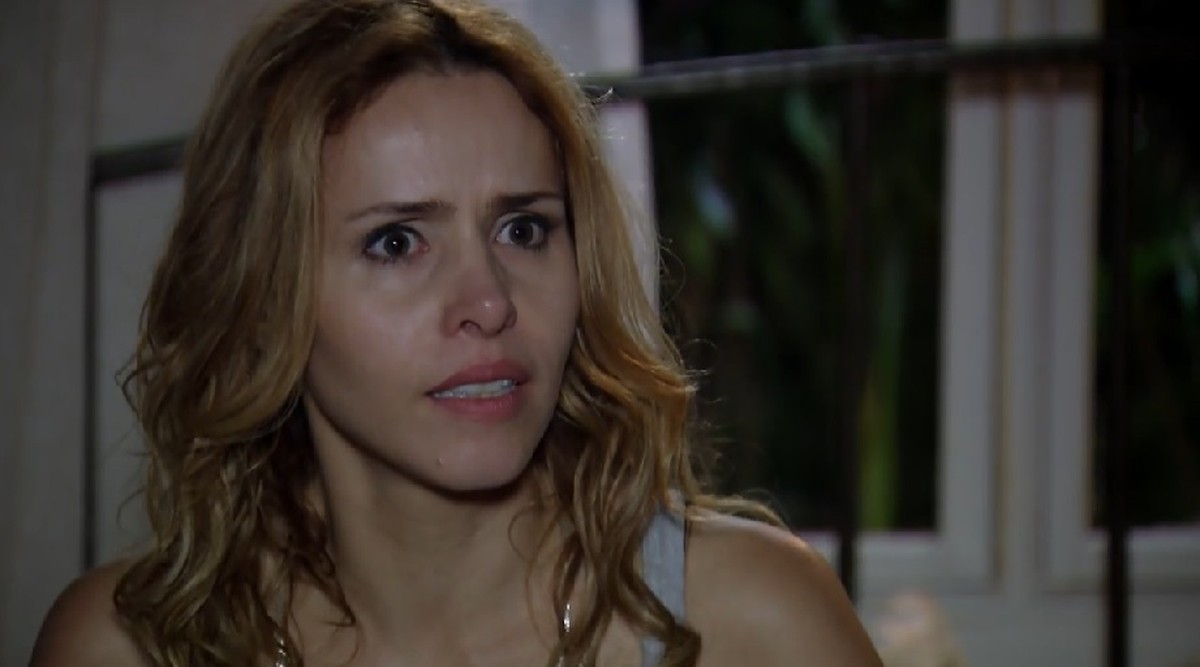 Celina (Leona Cavalli) em cena na novela A Vida da Gente, da Globo (Créditos: Reprodução)