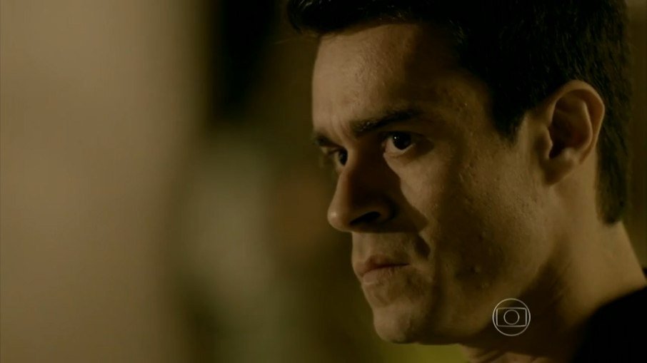 Fernando (Erom Cordeiro) em cena na novela Império, da Globo (Créditos: Reprodução)
