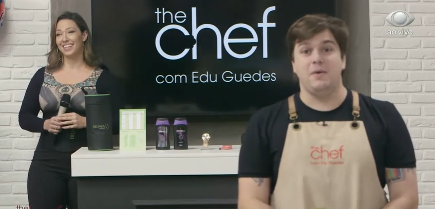 Em suma, o assistente Lucas Sales fez pergunta indecente durante o The Chef e deixou Edu Guedes assustado (Créditos: Reprodução)