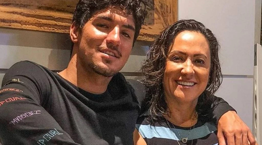Gabriel Medina cortou a pensão da mãe (Foto: Reprodução)