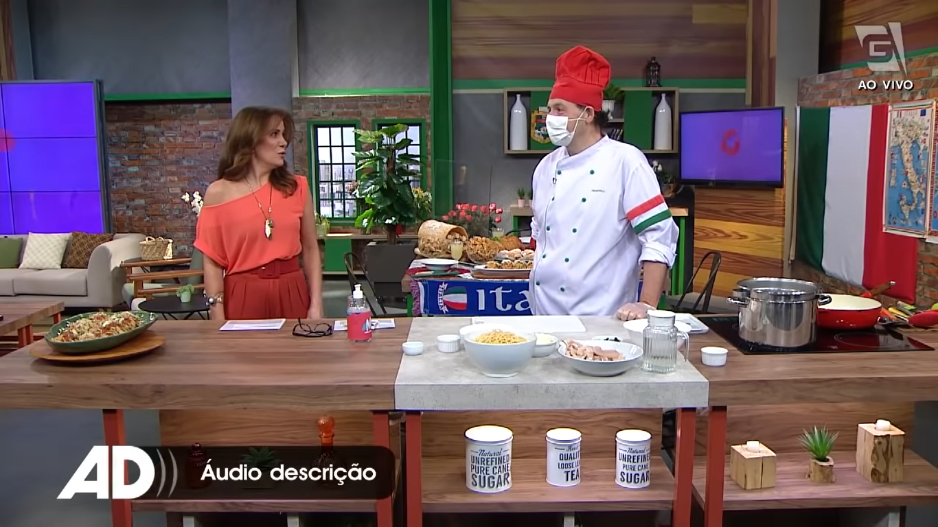 O chef convidado rebateu a apresentadora Regina Volpato durante o Mulheres na TV Gazeta (Créditos: Reprodução)