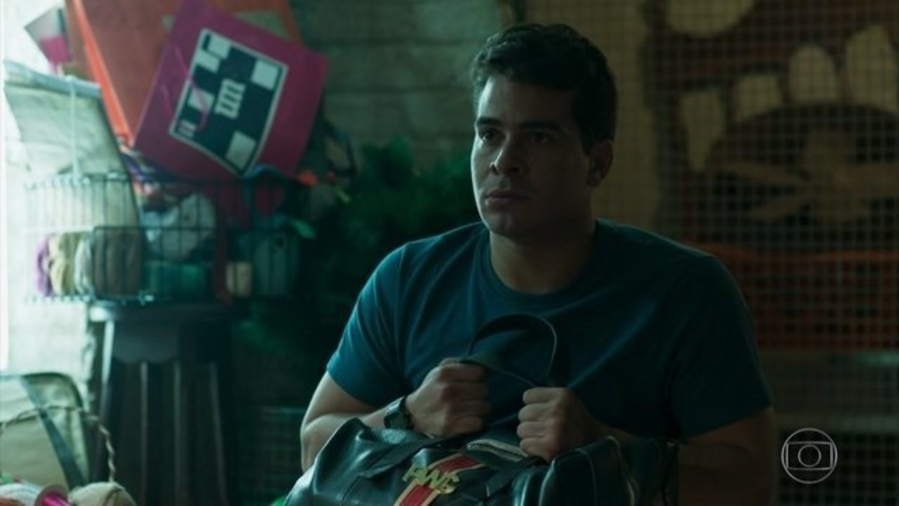 Júlio (Thiago Martins) em cena na novela Pega Pega, da Globo (Créditos: Reprodução)