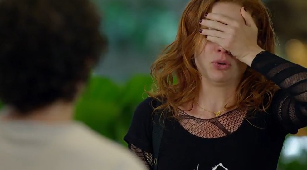 Nanda (Maria Eduarda) em cena na novela A Vida da Gente, da Globo (Créditos: Reprodução)