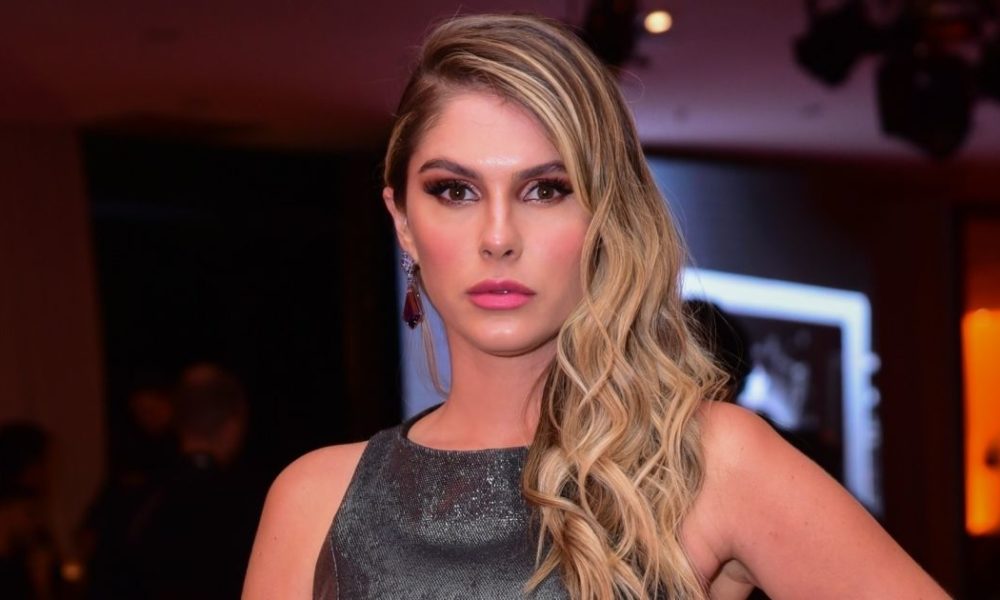 Bárbara Evans enfrenta drama, biópsia é realizada e desabafa em rede social: "Entregar na mão de Deus"