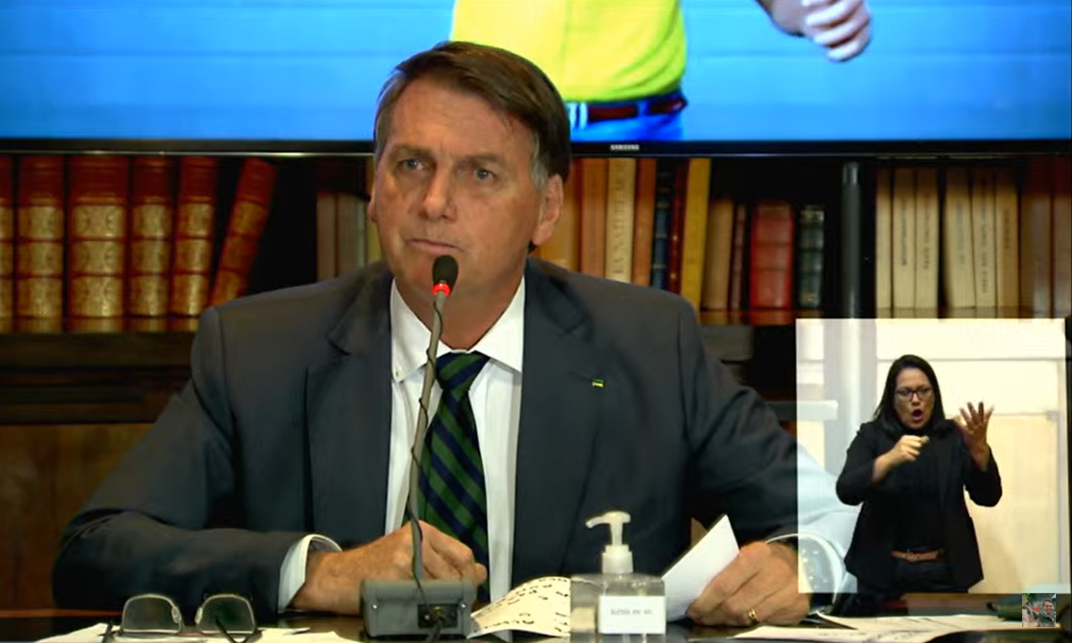 Após William Bonner, Mariana Godoy acaba com Bolsonaro ao vivo no Fala Brasil e dispara: "Live bizarra" (Foto: Reprodução)