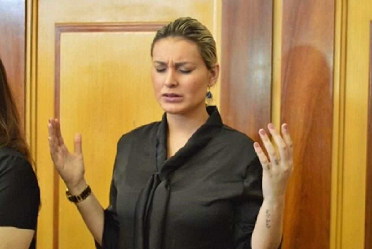 A devoção de Andressa Urach a Edir Macedo e à Universal parece ter chegado ao fim de vez.