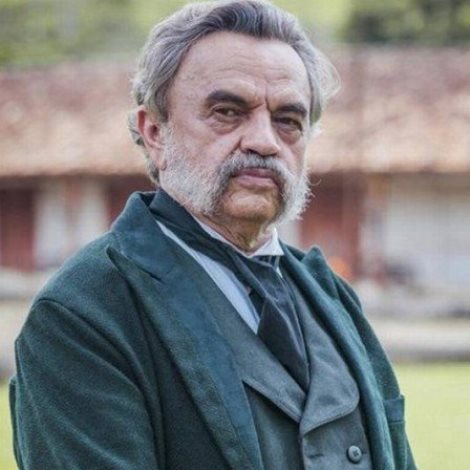 Eudoro (José Dumont) em cena na novela das seis da Globo (Créditos: Reprodução)