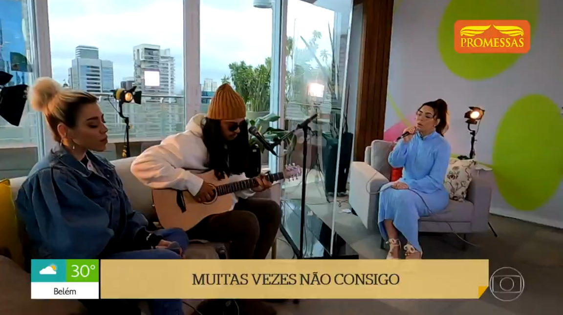 Em suma, Nayara Azevedo cantou e encantou no É de Casa (Reprodução: Tv) Em suma, Nayara Azevedo cantou e encantou no É de Casa (Reprodução: Tv)