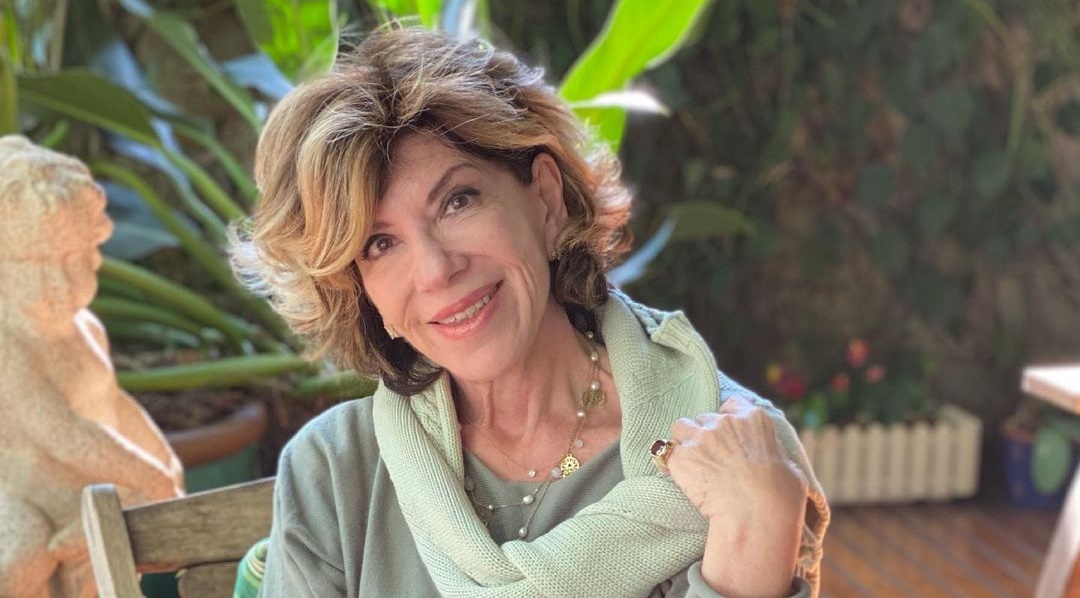 De fato, Silvia Poppovic precisou se reinventar na quarentena (Foto: Reprodução)