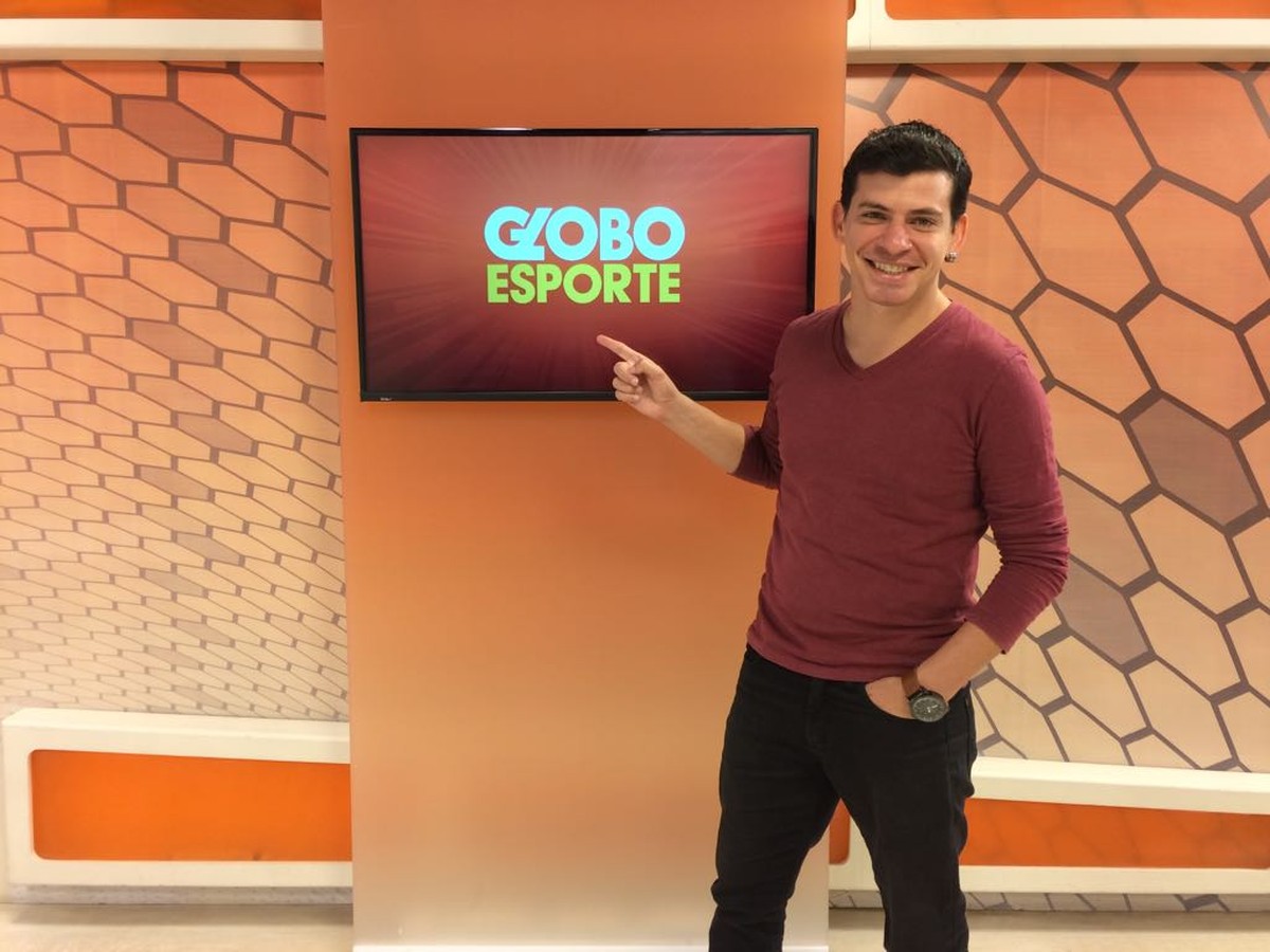 Apresentador chama reportagem, mas 'Globo Esporte RJ' sofre pane