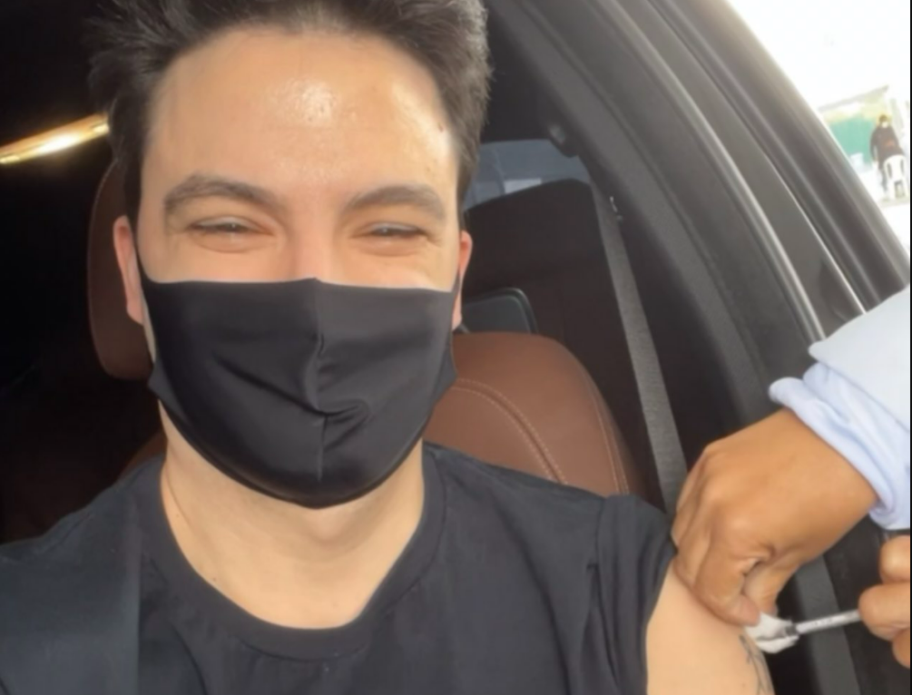 Felipe Neto acabou gerando uma confusão na internet após fazer uma piada com a vacina. Confira o que ele disse e saiba detalhes sobre isso.