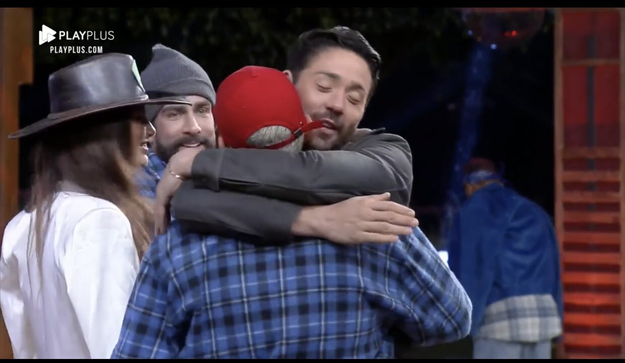 Mc Gui surpreende o público e tira Rico da berlinda (Reprodução: PlayPlus)