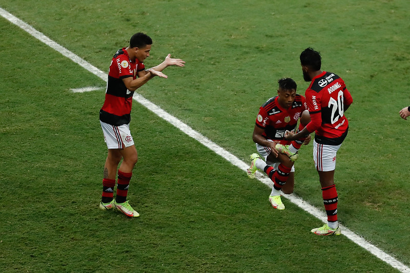 O duelo entre Flamengo X Corinthians segue sendo o mais visto na Globo em SP. Foto Gilvan de Souza/Flamengo