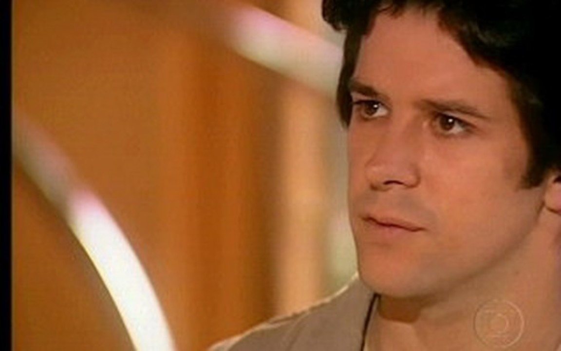 Lucas (Murilo Benício) em cena na novela O Clone, da TV Globo (Créditos: Reprodução)