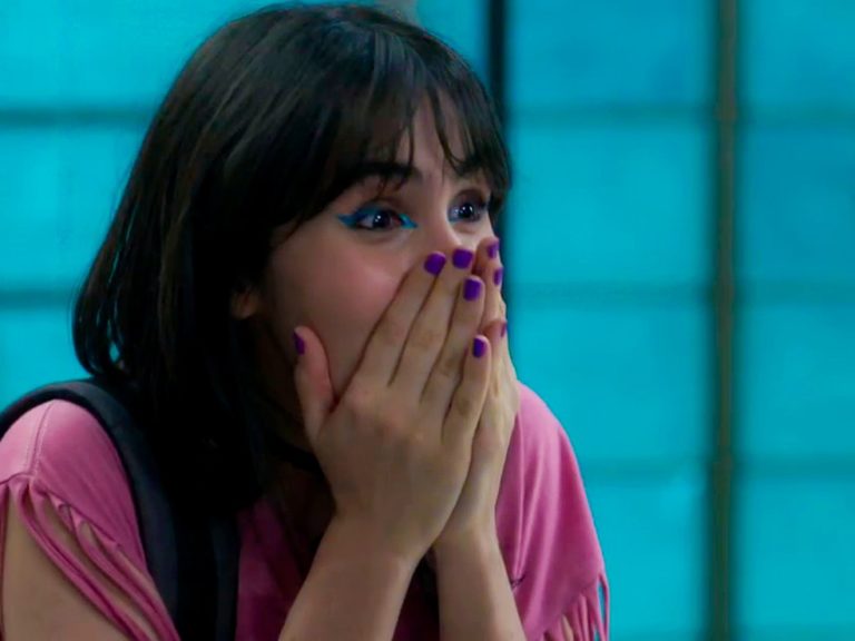 Flávia (Valentina Herszage) em cena na novela Quanto Mais Vida Melhor (Créditos: Reprodução)