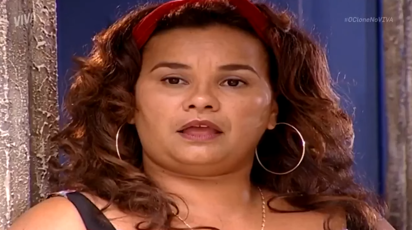 Dona Jura (Solange Couto) em cena na novela O Clone (Créditos: Reprodução)