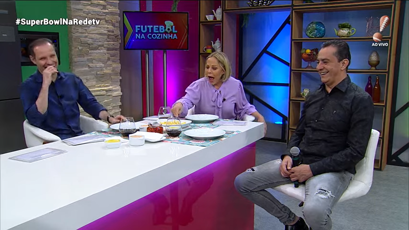 Fernando Fontana, repórter esportivo, causou durante o programa de Claudete Troiano (Créditos: Reprodução)