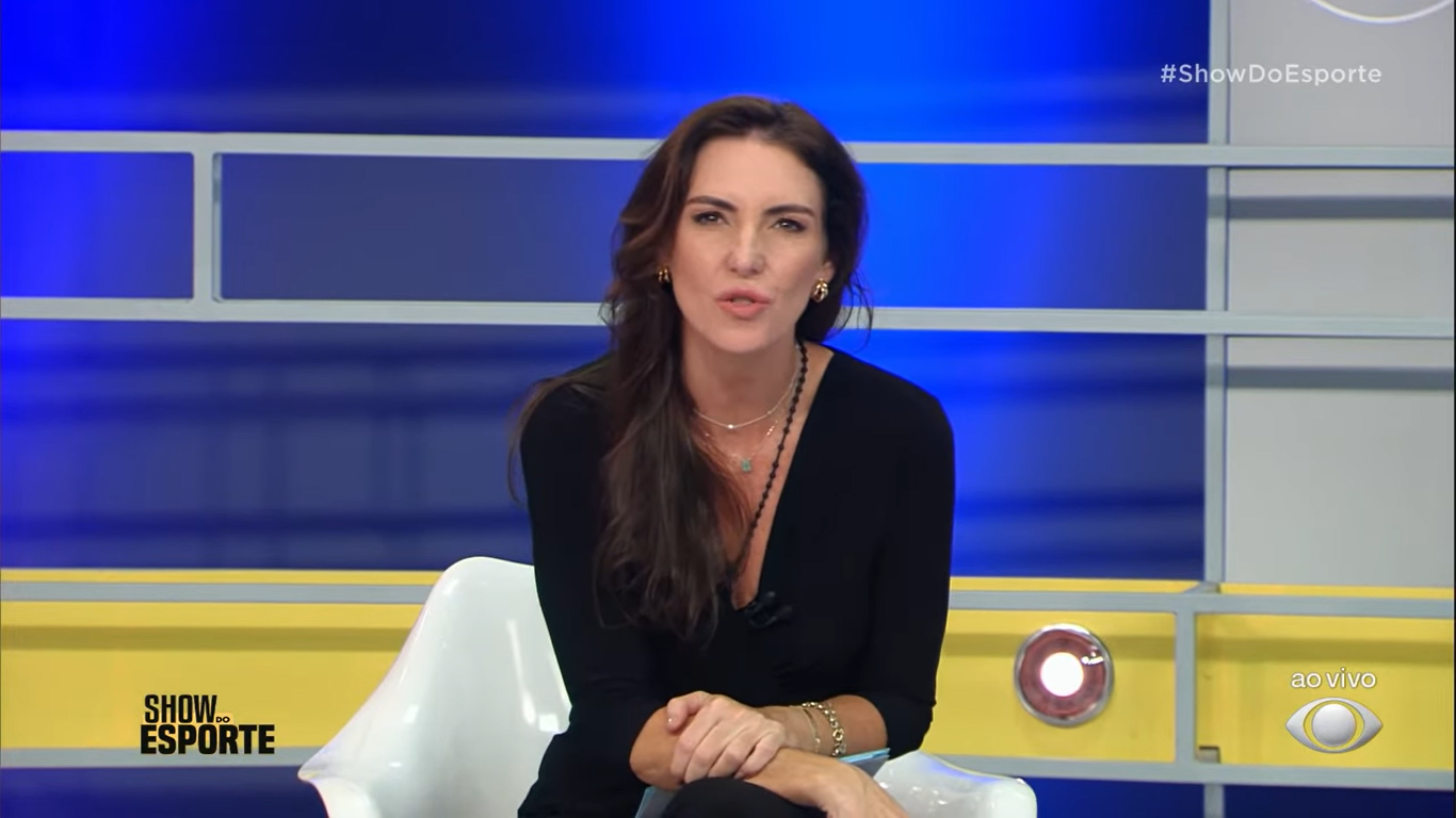 Glenda Kozlowski é apresentadora do Show do Esporte e revelou se está namorando (Créditos: Reprodução/Band)