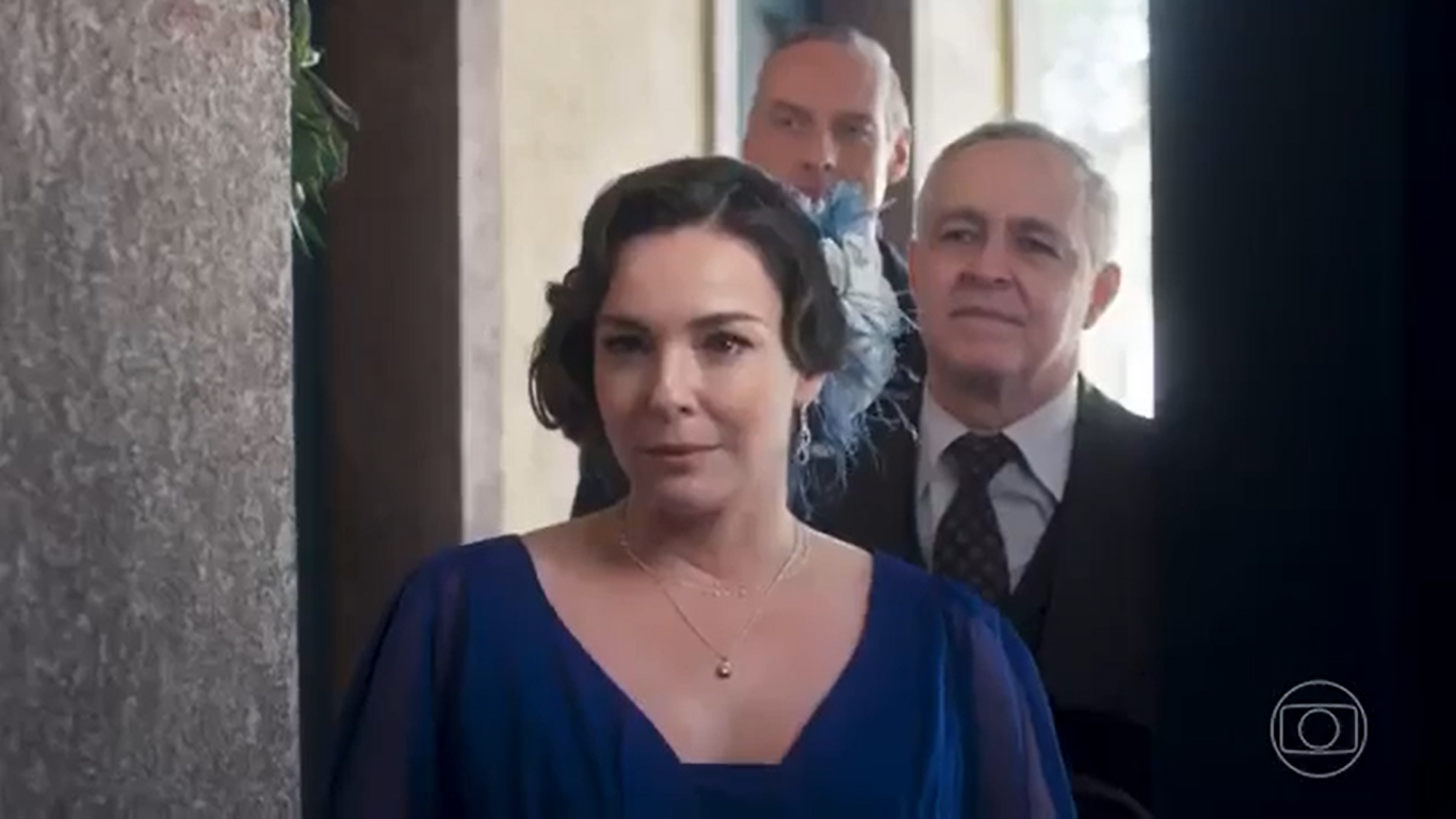 Dirce (Regiane Alves) em cena na novela Além da Ilusão (Créditos: Reprodução/TV Globo)