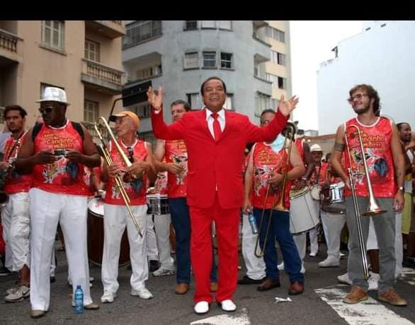 Candinho Neto e sua Banda do Candinho prestigiam Maju Coutinho no carnaval de rua (Créditos: Divulgação)
